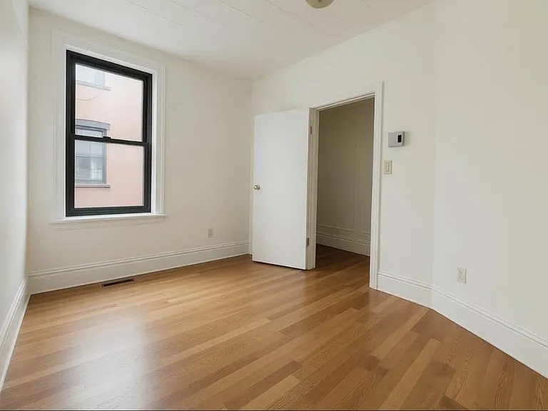102 Wyona St #2 — Photo 3