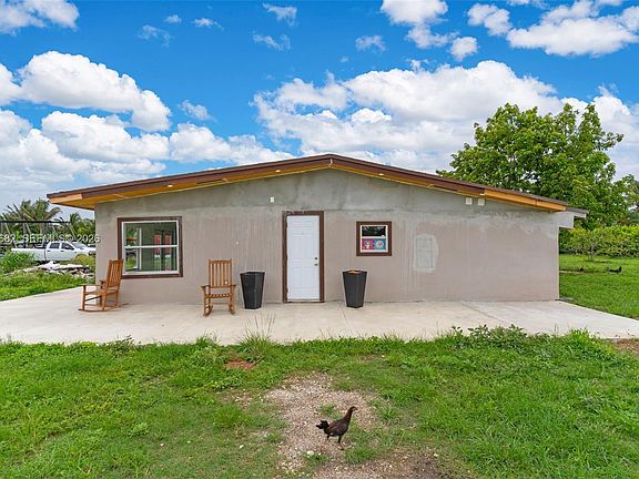 3rd image of 20304 SW 186th St