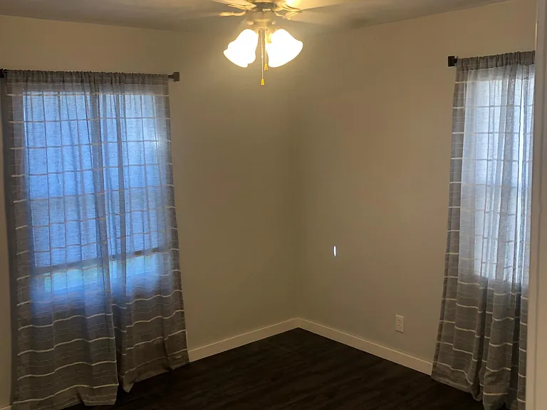 1107 Grant Ave — Photo 15