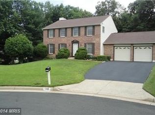 5301 Indian Rock Rd, Centreville, VA 20120