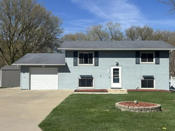 501 Meadowlark Ct NW, Byron, MN 55920