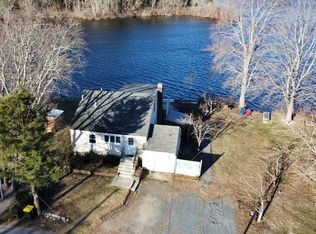 39 S Lakeview Rd, Norton, MA 02766
