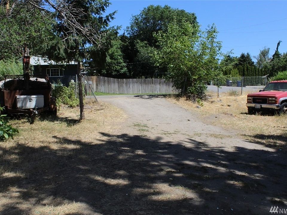1st image of 606 N Gale Pl