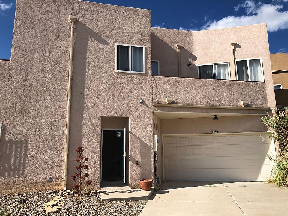 1st image of 4601 Holiday Breeze Pl NE