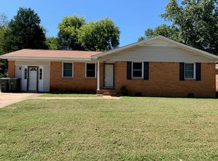 5004 Paden Dr NW, Huntsville, AL 35810
