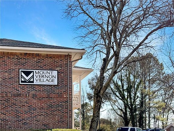 3rd image of 475 Mount Vernon Hwy NE APT A104