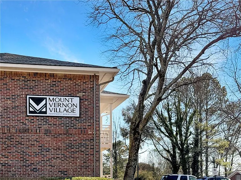 475 Mount Vernon Hwy NE #C225 — Photo 20