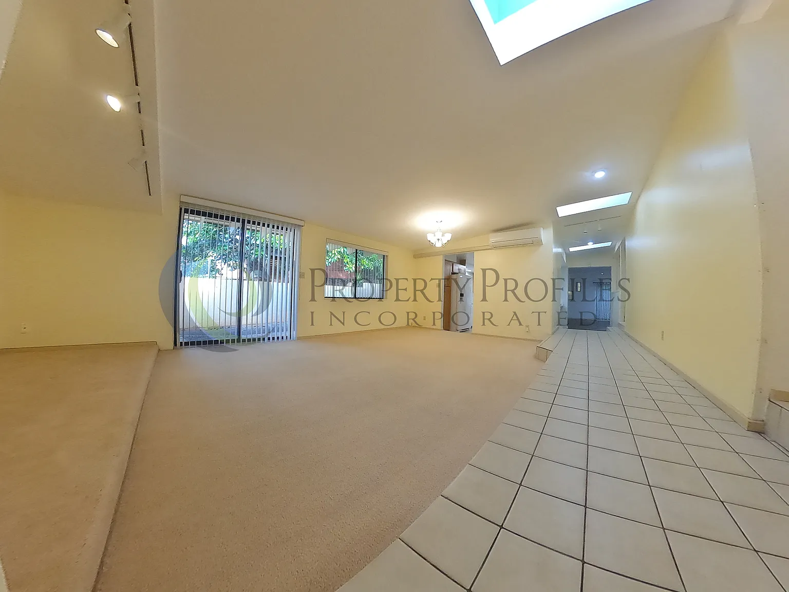 4 bed, 2792 sqft, $4,000 — Photo 3