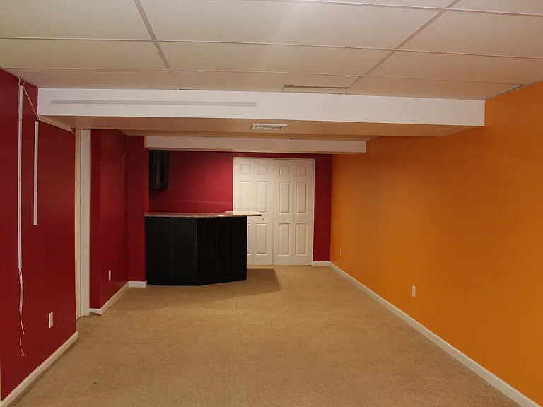 75 Florence Way — Photo 29