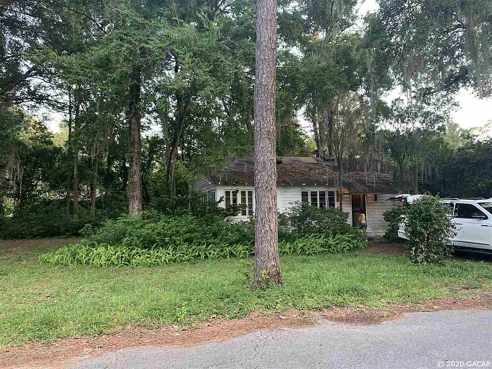 1st image of 735 NE 9th Ave