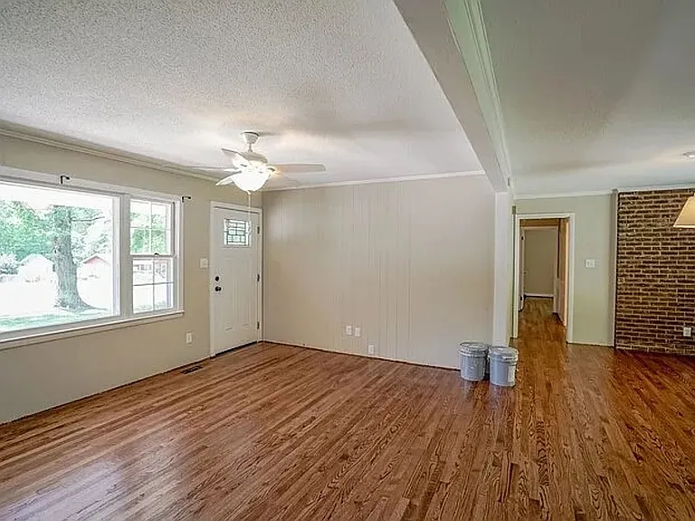 112 Old Meadowbrook Dr — Photo 5