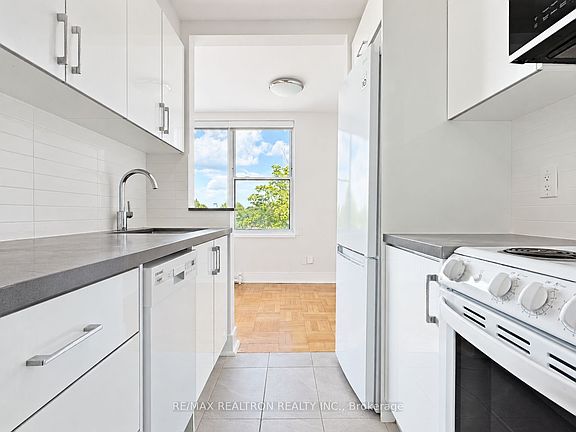 4th image of 1545 Bathurst St #508