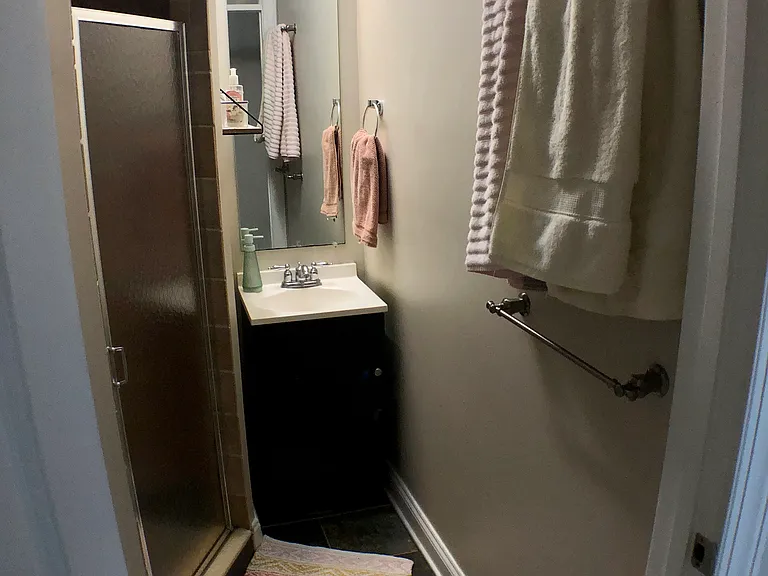27 N Glover St — Photo 14