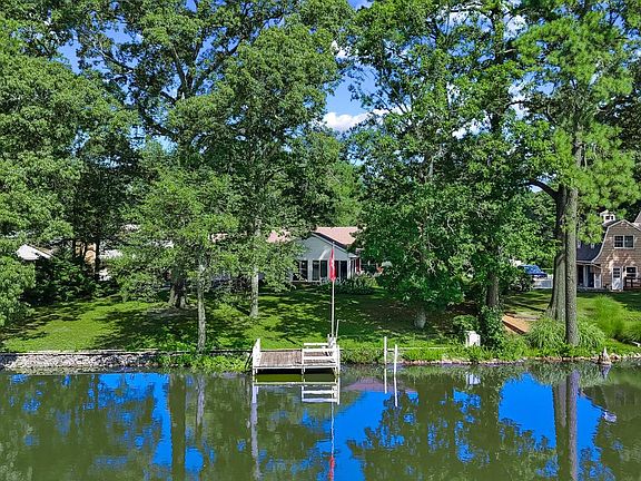 4th image of 30392 Mallard Dr