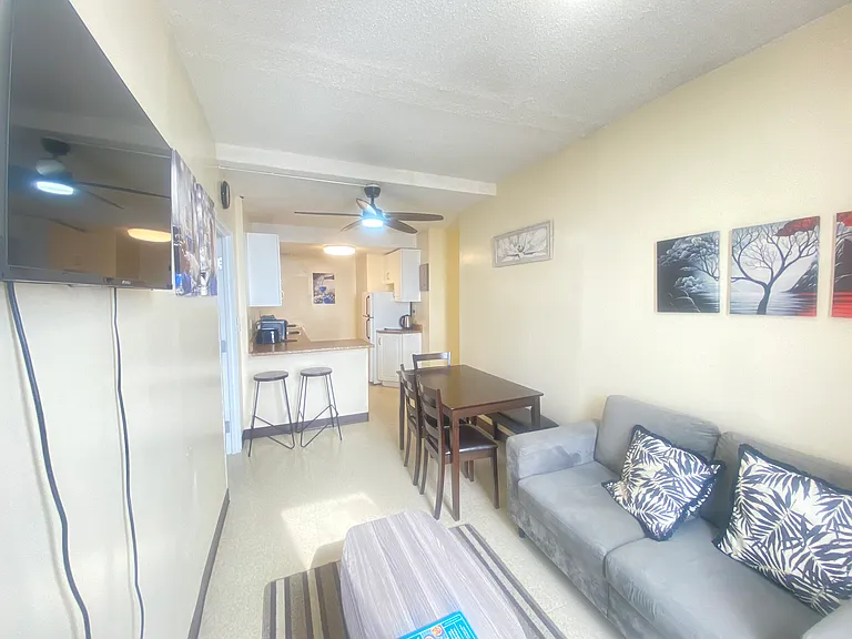 401 Princess St — Photo 39