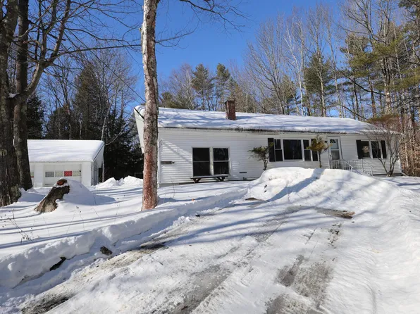 7 Guptill Road, Belgrade, ME 04917