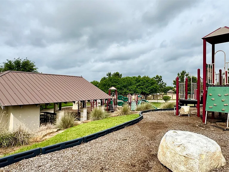 20318 Sir Penguin Dr — Photo 31