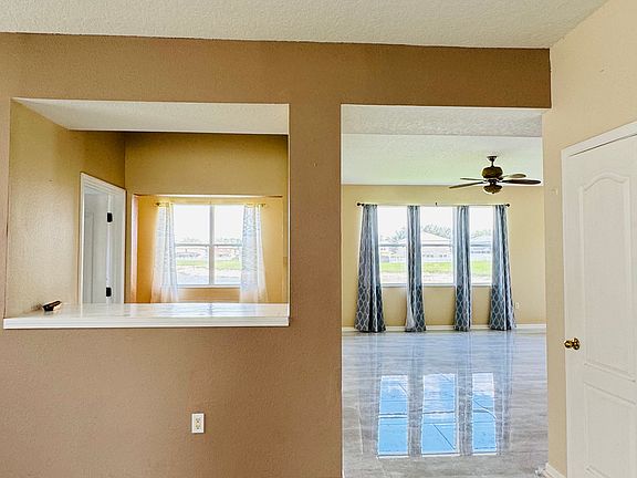 5th image of 10734 Bamboo Rod Cir