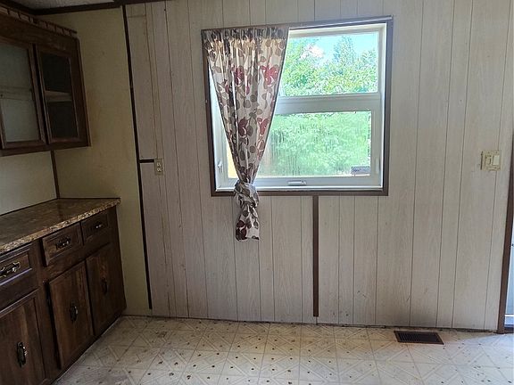 5th image of 720 Beharrel Street