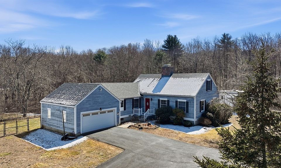 1st image of 284 Warren Rd