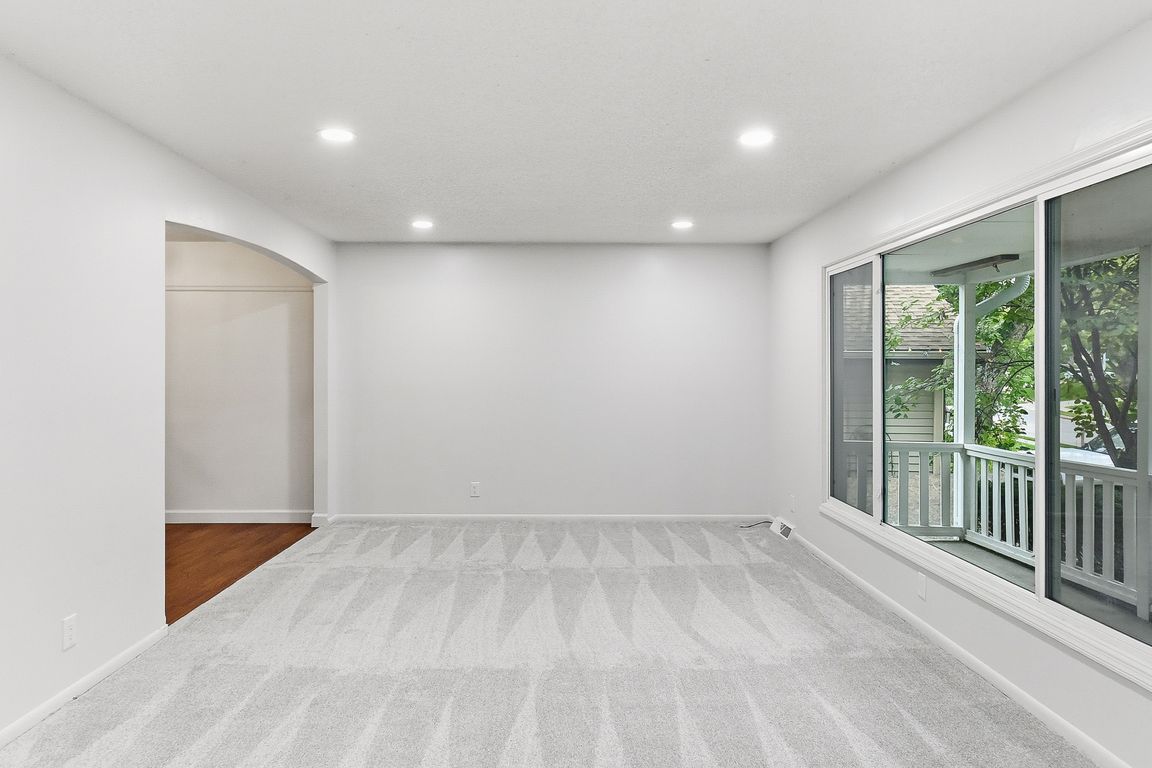 next background image