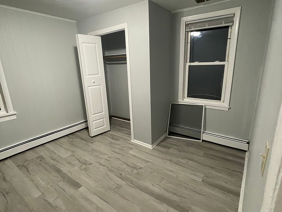 1st image of 147 Hudson St #3