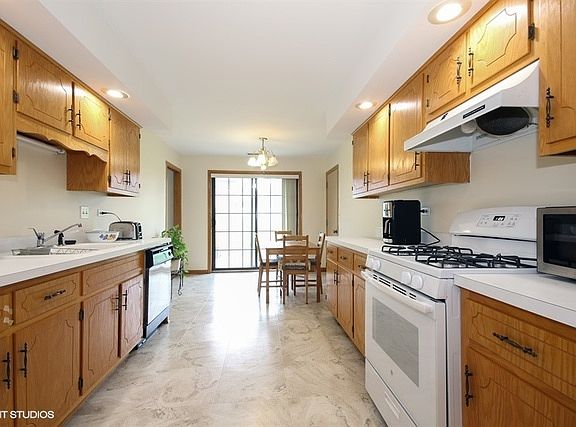 5th image of 11727 Matterhorn Cir #101
