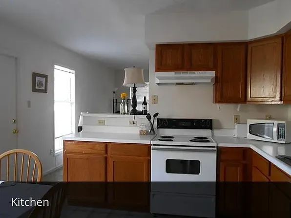 429 Hillsborough St #A, Chapel Hill, NC 27514