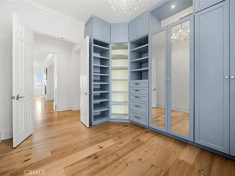 2309 Skyline Dr — Photo 23