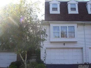 67 Hidden Ridge Dr, Syosset, NY 11791