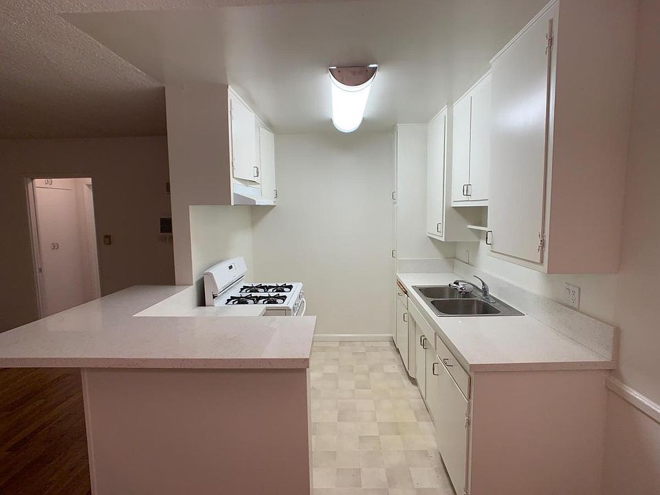 1st image of 1403 N Alta Vista Blvd APT 5