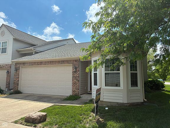 2nd image of 8520 Bison Woods Ct