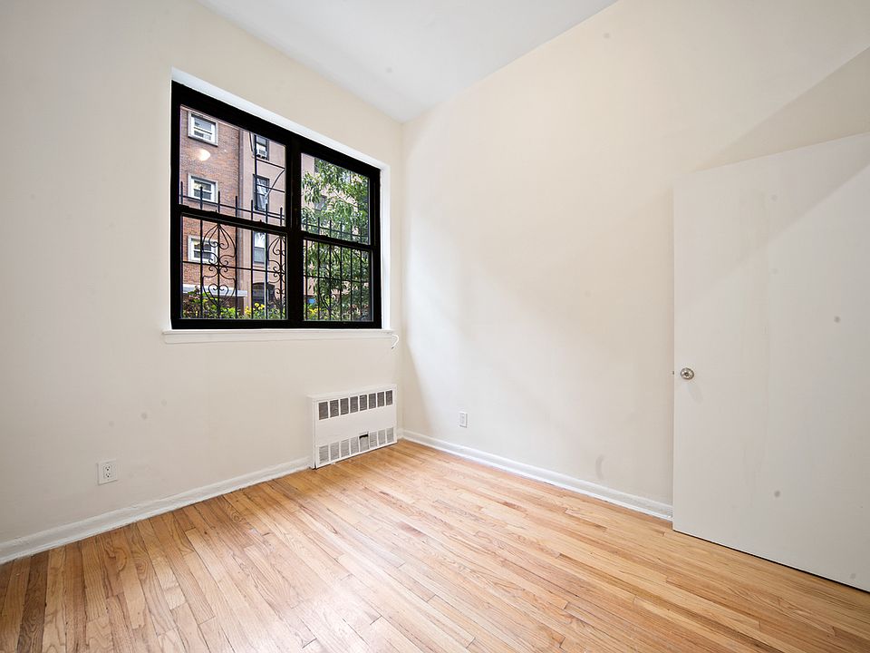 1st image of 207 E 76th St APT 1D