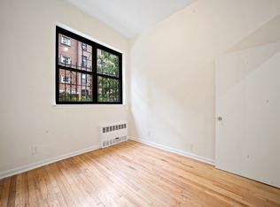 207 E 76th St APT 1D, New York, NY 10021