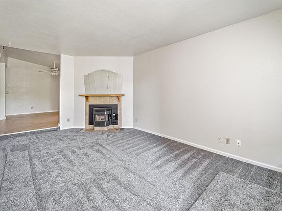 3rd image of 349 Kipps Ln