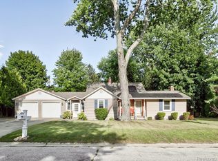 2822 19th Ave, Port Huron, MI