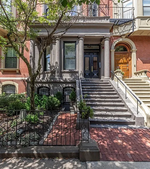 212 Beacon St #2 — Photo 24