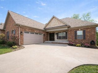 2605 W Deville Ct, Floyds Knobs, IN 47119