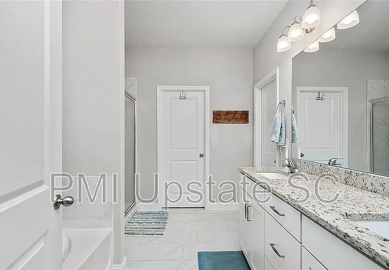 201 Sweet Hill Rd — Photo 18