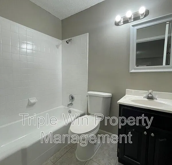 3125 Saint Catherine St — Photo 30