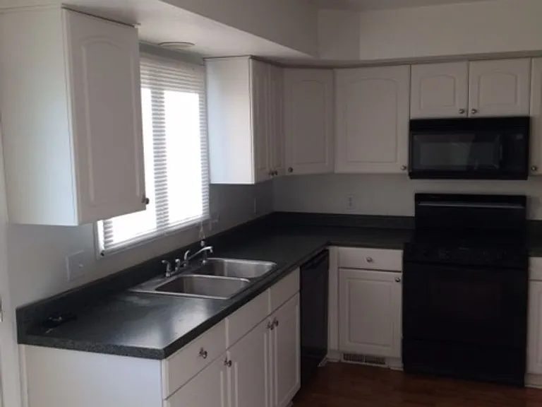 5541-5547 Christopher Ct — Photo 3