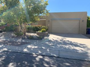 4120 Skyview Crest Rd NW, Albuquerque, NM 87114