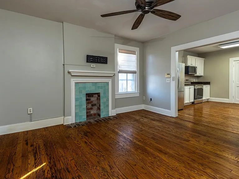 384 Mulberry St #203 — Photo 10