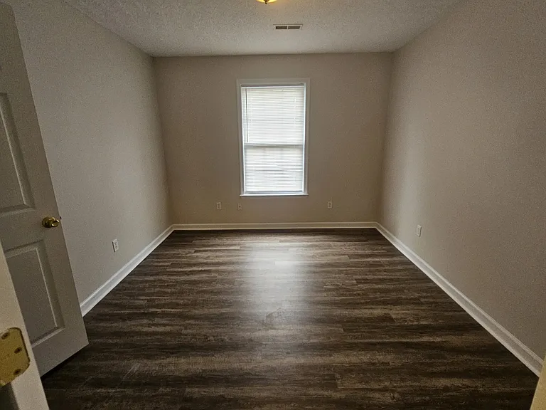 420 Orange St — Photo 17