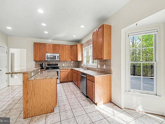 4th image of 1480 Truslow Rd