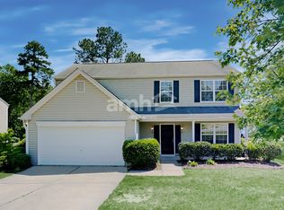 500 Birchtree Valley Ct, Fuquay Varina, NC 27526