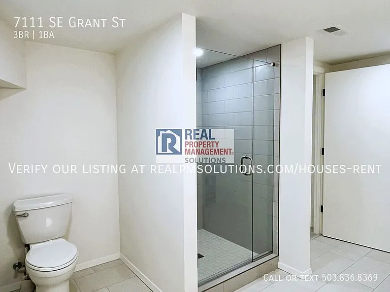 7111 SE Grant St — Photo 51