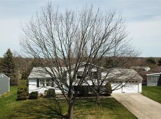 2021 Higby Dr, Stow, OH 44224