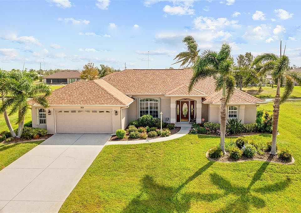 1st image of 919 Rotonda Cir