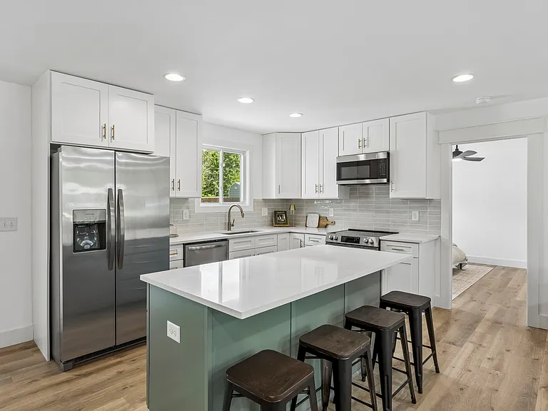 4006 Westwood Dr — Photo 13